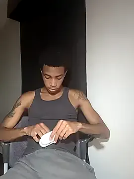 Charly_ – webcam model profile photo Image 7