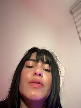 BellaaVixen – webcam model profile photo Image 3