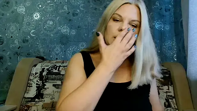 Lucky-xiuxiu – webcam model profile photo Image 16