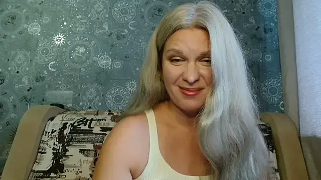 Lucky-xiuxiu – webcam model profile photo Image 9