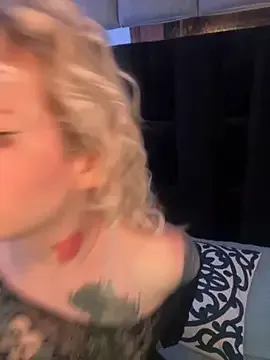 Liz_Hush – webcam model profile photo Image 11