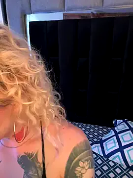 Liz_Hush – webcam model profile photo Image 7