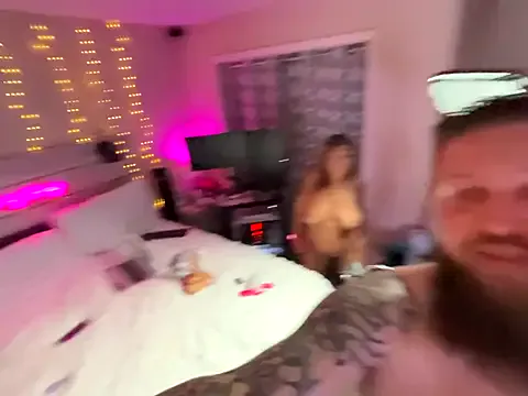 Eden-top – webcam model profile photo Image 2