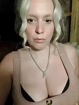 sexxxsirens – webcam model profile photo Image 14