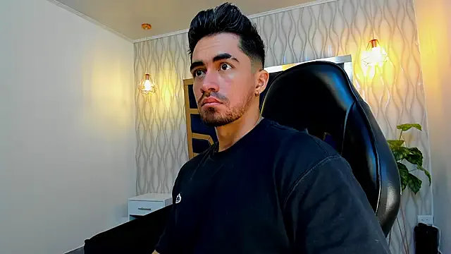 esthetics_boys – webcam model profile photo Image 7