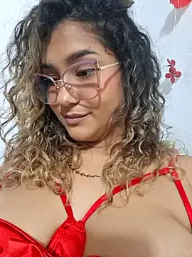 RuslanaXX – webcam model profile photo Image 6