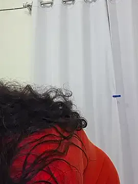 Liana_MilfHot – webcam model profile photo Image 4