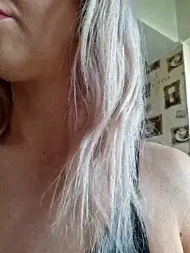 Misses-Cougar – webcam model profile photo Image 5