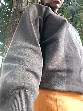 sissytrainz – webcam model profile photo Image 12