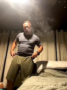 LukeLouHarvey – webcam model profile photo Image 12