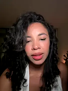 grettabenett_ profile photo Image 12