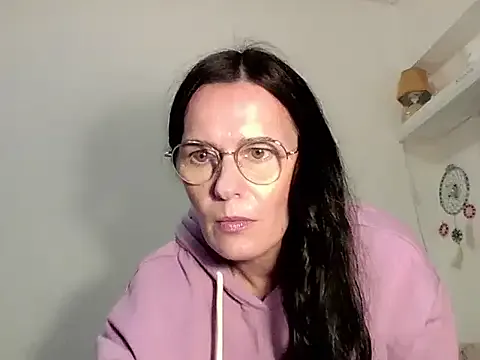 zarialove – webcam model profile photo Image 11