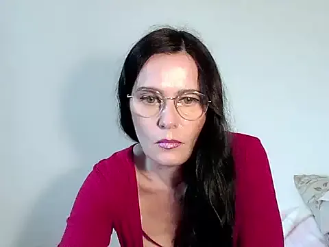 zarialove – webcam model profile photo Image 16