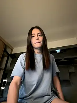 strip4faith – webcam model profile photo Image 11