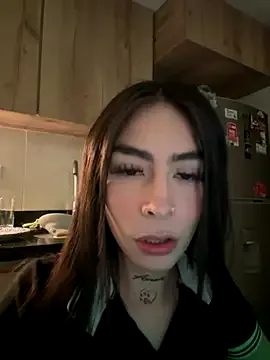 strip4faith – webcam model profile photo Image 15