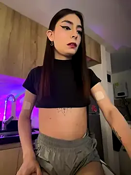 strip4faith – webcam model profile photo Image 7