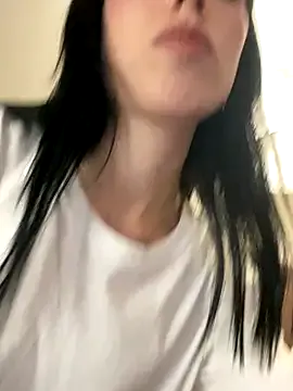 V-Hot-Sweti – webcam model profile photo Image 3