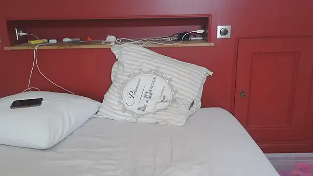 -Melina – webcam model profile photo Image 11