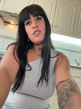 Adelina0001 – webcam model profile photo Image 18