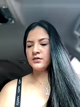 emma05 – webcam model profile photo Image 2