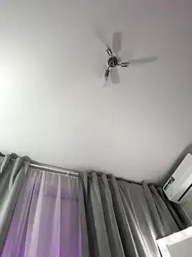 riri_bstvx – webcam model profile photo Image 18