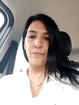 BaddieBellaUK – webcam model profile photo Image 17