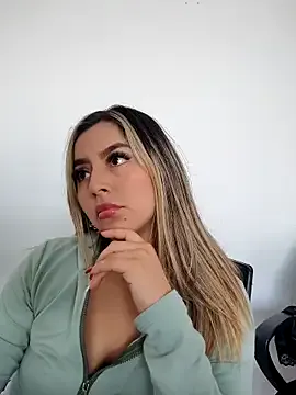 Clinic_Sexy – webcam model profile photo Image 14