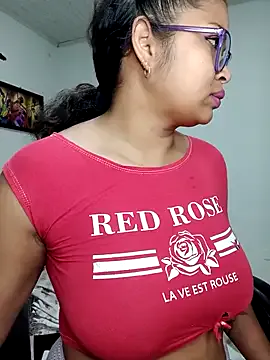 Alirawrz – webcam model profile photo Image 16