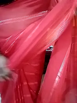 Elenascrib – webcam model profile photo Image 3