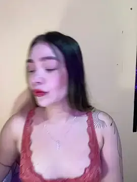 babyaylin – webcam model profile photo Image 5