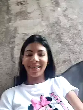 LucidLucy – webcam model profile photo Image 18