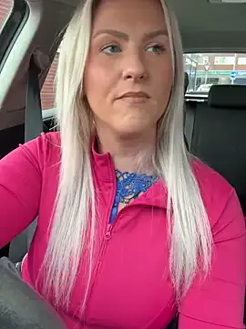 Ravishing_Roma – webcam model profile photo Image 4