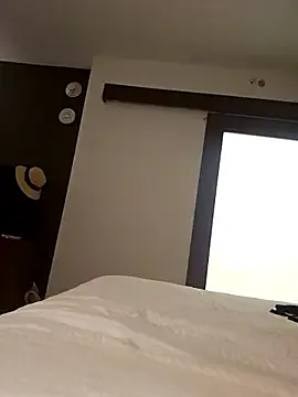 RollDolls – webcam model profile photo Image 6