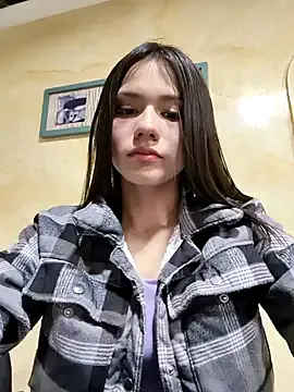 anli5 – webcam model profile photo Image 3