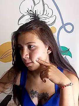 isisxoxx – webcam model profile photo Image 2