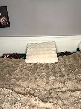 RuslanaXX – webcam model profile photo Image 3