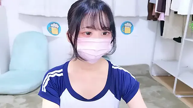 Love_Girl19 – webcam model profile photo Image 19