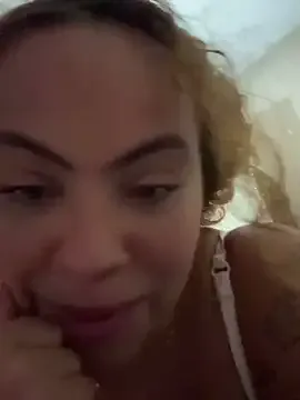 AsteriaHamel – webcam model profile photo Image 14