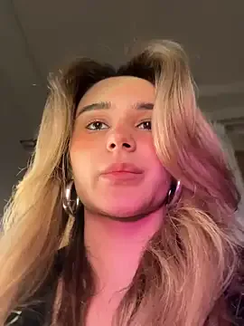 Mia_sweet80 – webcam model profile photo Image 19