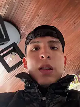 SMELLSEX – webcam model profile photo Image 13