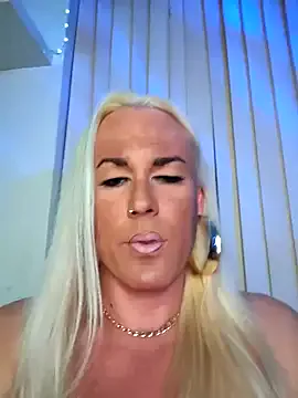 sareandrob – webcam model profile photo Image 15