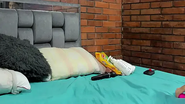 DestinyTurner – webcam model profile photo Image 2