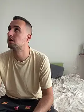 valerie_james3 – webcam model profile photo Image 3