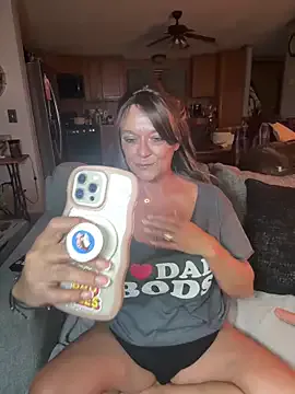 sareandrob – webcam model profile photo Image 15