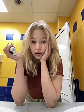 JayJayPink – webcam model profile photo Image 16