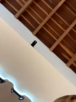 husa_Malikaa – webcam model profile photo Image 17