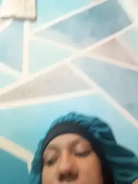 Your-Vedika – webcam model profile photo Image 3