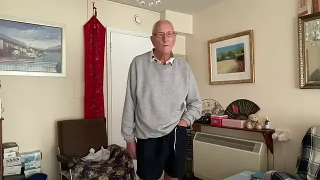 nide_xiaogou – webcam model profile photo Image 17