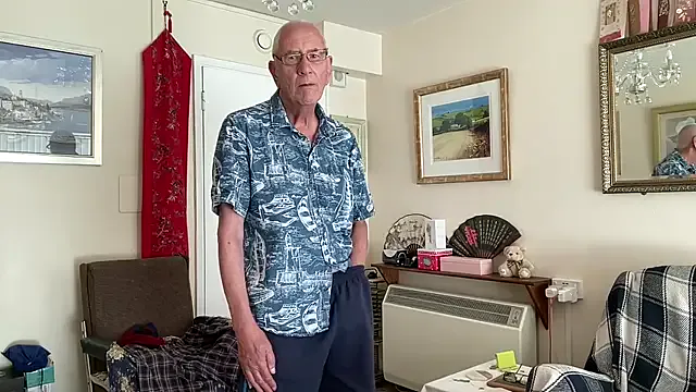 nide_xiaogou – webcam model profile photo Image 2