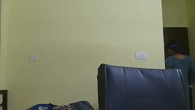 golden_girl_house – webcam model profile photo Image 6